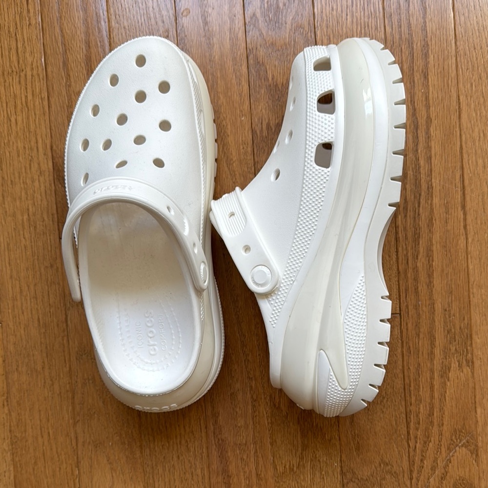 CROCS MegaCrush White Sandals with Perforated Design and Pivoting Heel Strap